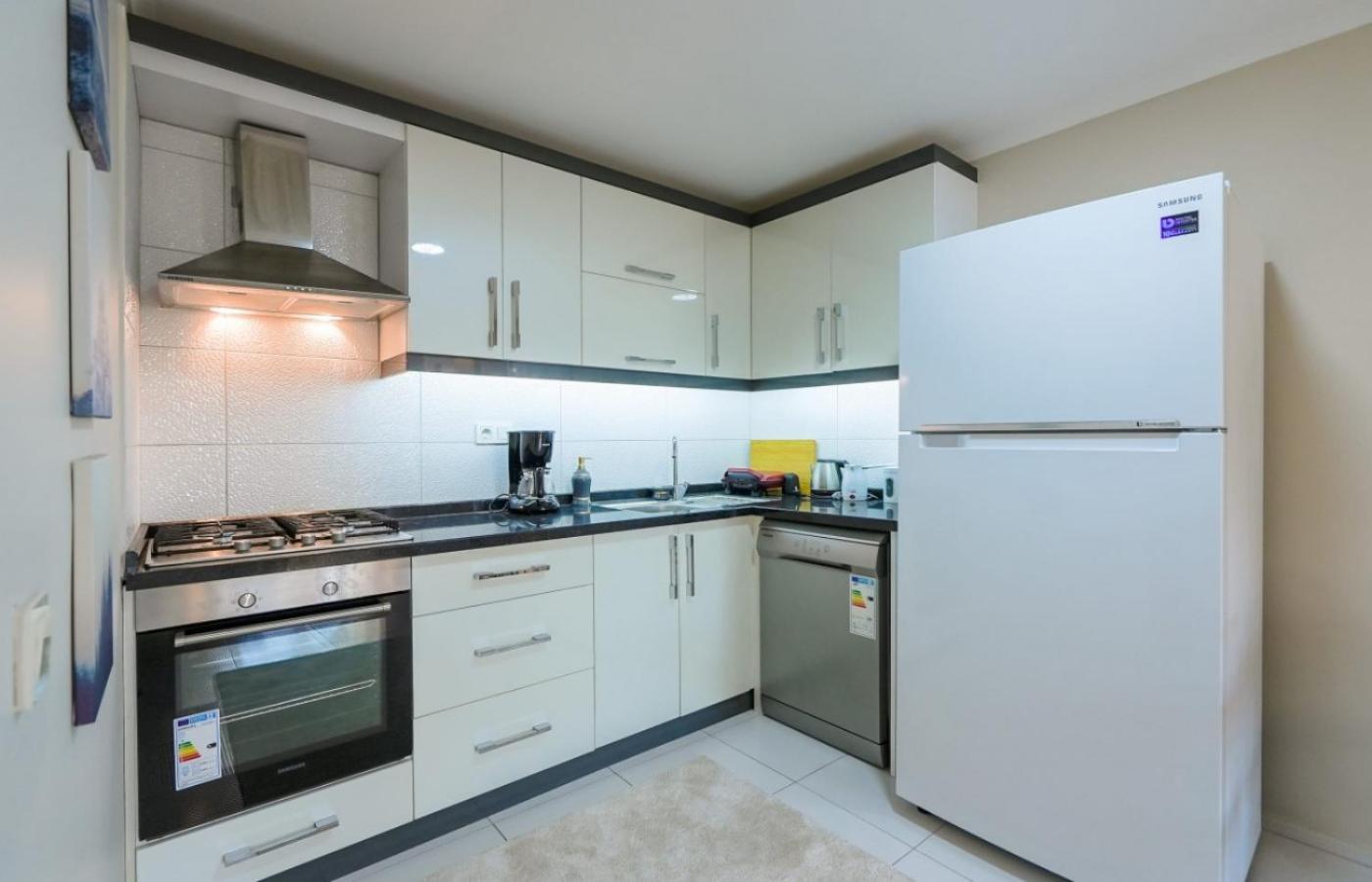 Ferienwohnung Excellent Flat Near Hadrian'S Gate Antalya Exterior foto